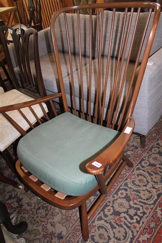 Ercol armchair(-)